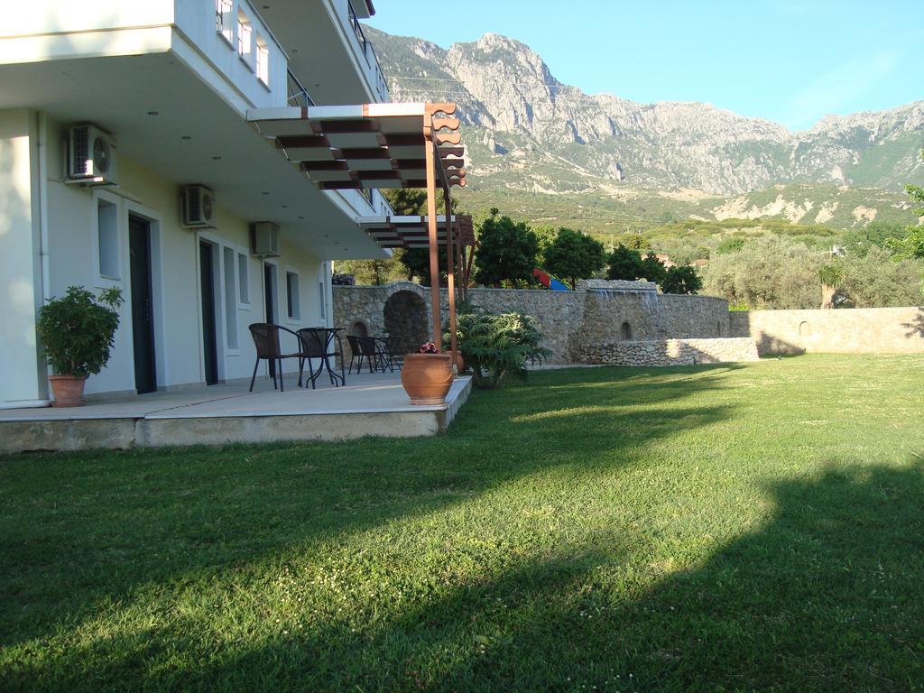 Kourtis Apartment Paramythia Luaran gambar