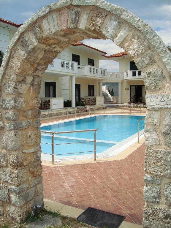 Kourtis Apartment Paramythia Bilik gambar